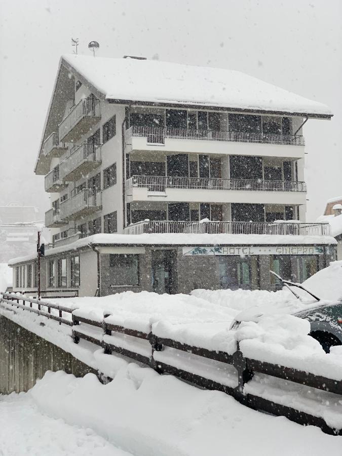 Hotel Ginepro Aprica Eksteriør billede