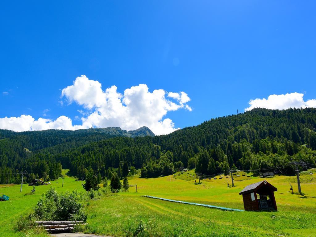 Hotel Ginepro Aprica Eksteriør billede