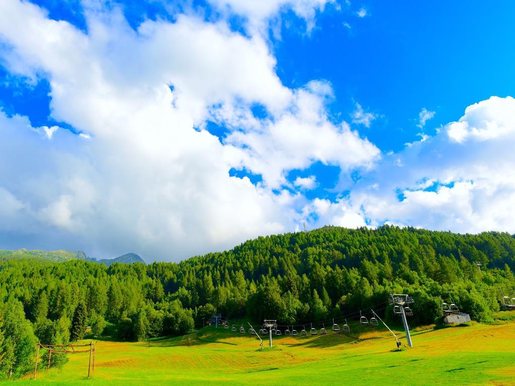 Hotel Ginepro Aprica Eksteriør billede